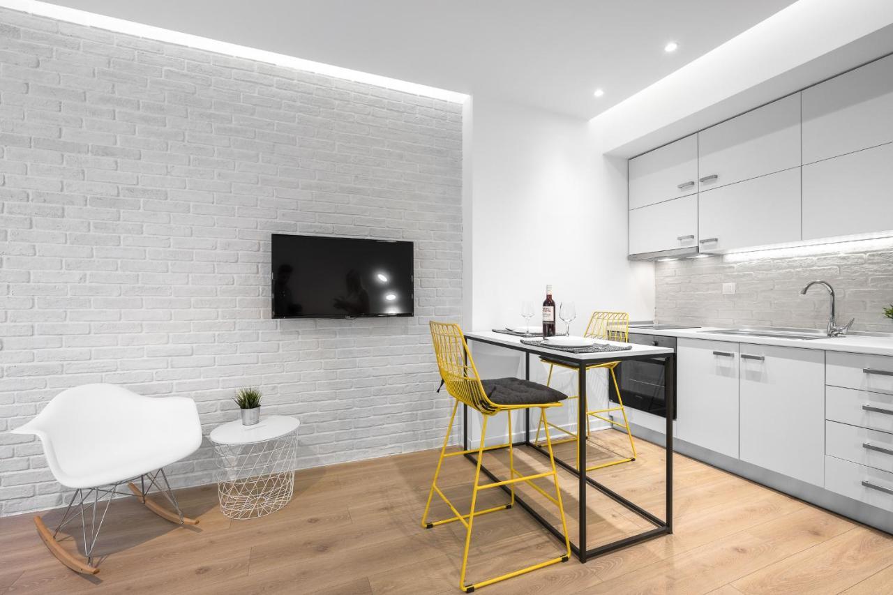 Nyma White Apartments, The Luxury Suites Thessaloniki Exterior photo