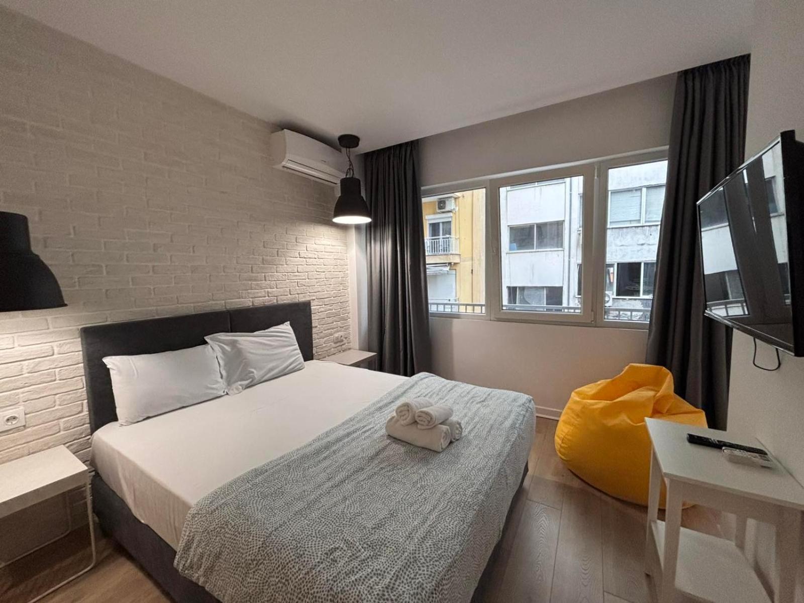 Nyma White Apartments, The Luxury Suites Thessaloniki Exterior photo