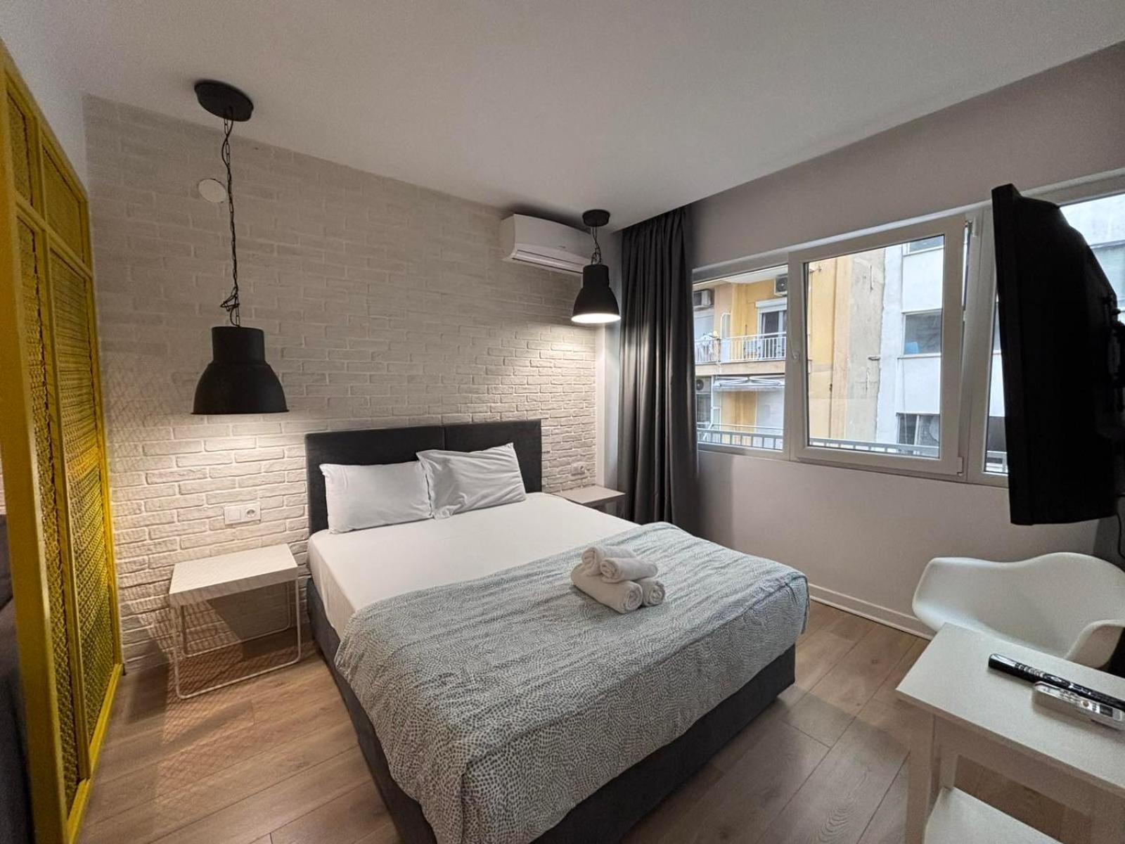 Nyma White Apartments, The Luxury Suites Thessaloniki Exterior photo